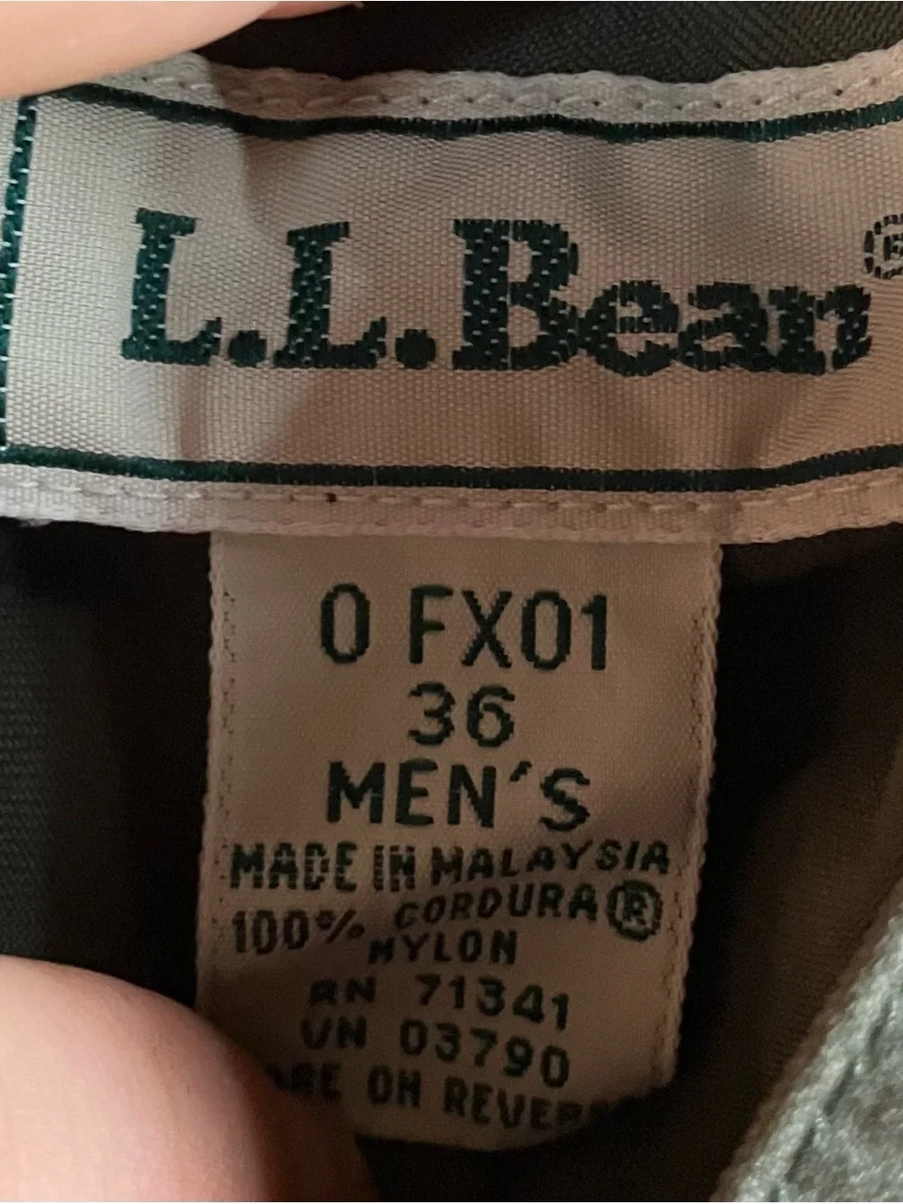 Vintage L.L. Bean Hiking Trail Cargo Shorts Men’s Size 36 Elastic Waist Green